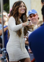 Demi Lovato on Extra at The Grove