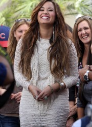 Demi Lovato on Extra at The Grove