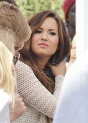 Demi Lovato on Extra at The Grove