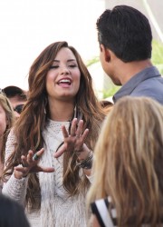 Demi Lovato on Extra at The Grove
