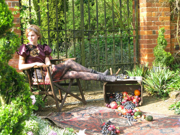 Emma-Watson-Vogue-Photoshoot-3.jpg