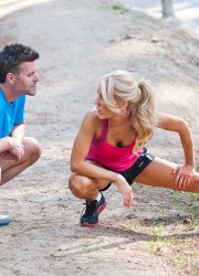 Gretchen Rossi Jogging in Park