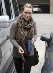 Hilary Duff Heading to the Gym