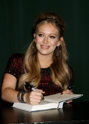 Hilary Duff Promoting Her Latest Book