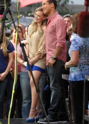 Hilary Duff on The Grove Set