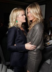 Jennifer Aniston at Elle's Women in Hollywood Tribute