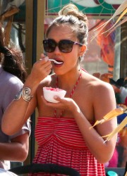 Jessica Alba and Family at The Pumpkin Patch