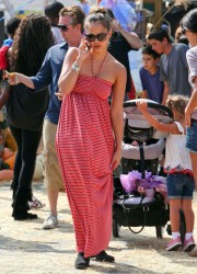 Jessica Alba and Family at The Pumpkin Patch