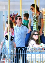 Katie Holmes, Suri and Tom Cruise at Schenley Plaza in Pittsburgh