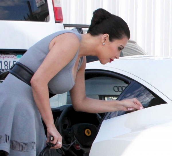 Kim Kardashan Buys Ferrari 458 Italia