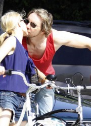 Kristen Bell on Bike Ride