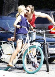 Kristen Bell on Bike Ride