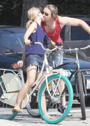 Kristen Bell on Bike Ride