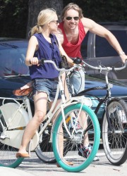 Kristen Bell on Bike Ride