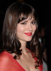 Mary Elizabeth Winstead at The Thing Premiere