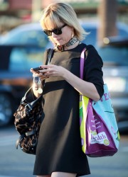 Mena Suvari Shopping at Whole Foods in Los Angeles