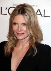 Michelle Pfeiffer at Elle’s Women in Hollywood Tribute