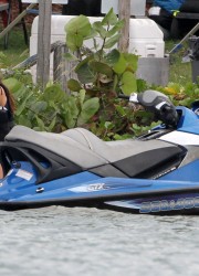 Minka Kelly at Charlie's Angels Set in Miami
