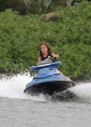 Minka Kelly at Charlie's Angels Set in Miami