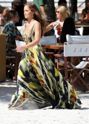 Minka Kelly on the Charlie's Angels Set