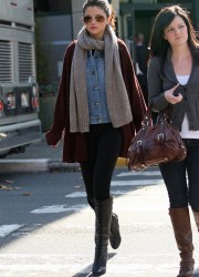 Selena Gomez Buying Flowers