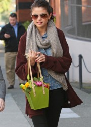 Selena Gomez Buying Flowers