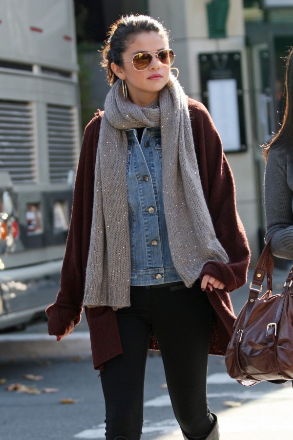 Selena Gomez Buying Flowers
