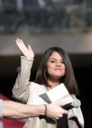 Selena Gomez Signing Autographs