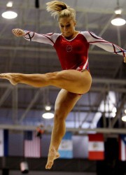 Shawn Johnson at the Pan American Games
