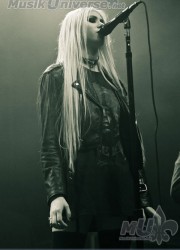 Taylor Momsen Performs at Metropolis Arena