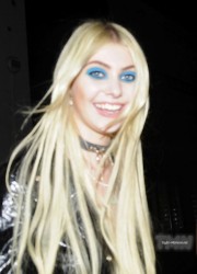 Taylor Momsen at STK Steakhouse in West Hollywood