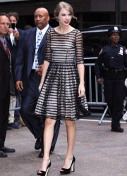 Taylor Swift at Wonderstruck Fragrance Launch