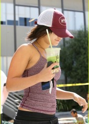 Vanessa Hudgens in Los Angeles