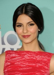 Victoria Justice at TeenNick Halo Awards