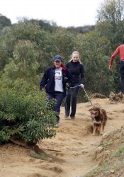 Amanda Seyfried Walks Her Dog