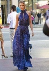 AnnaLynne McCord On 90210 Set in LA