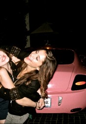 Ariana Grande Personal Twitter Photo