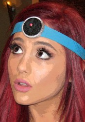 Ariana Grande Personal Twitter Photo