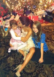 Ariana Grande Personal Twitter Photo