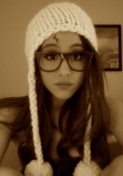 Ariana Grande Personal Twitter Photo