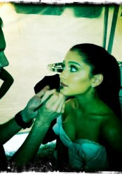 Ariana Grande Personal Twitter Photo