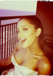 Ariana Grande Personal Twitter Photo