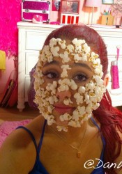 Ariana Grande Personal Twitter Photo