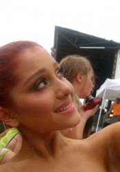 Ariana Grande Personal Twitter Photo