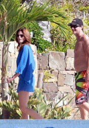 Cindy Crawford on the Beach in Los Cabos