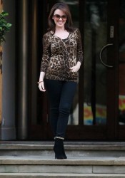 Kylie Minogue Arriving at Abbey Road Studios in London