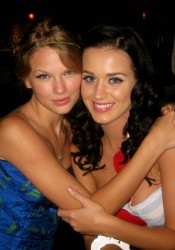 Taylor Swift Private Twitter Photo