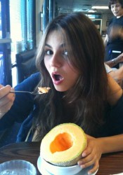 Victoria Justice Private Twitter Picture