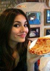Victoria Justice Private Twitter Picture