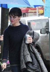 Christina Ricci Looks Good On Set of Pan Am in New York